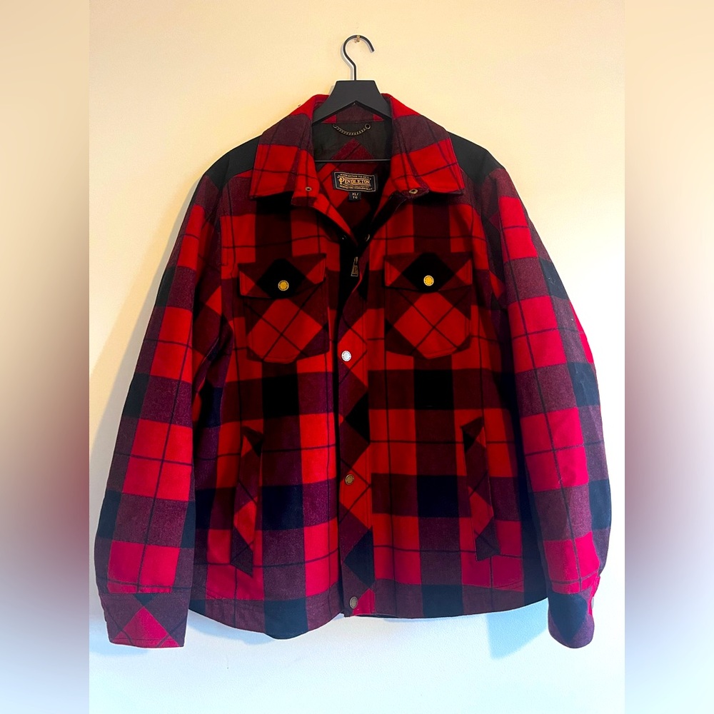 Pendleton Men’s Mt Hood Flannel Jacket: buffalo check, XL